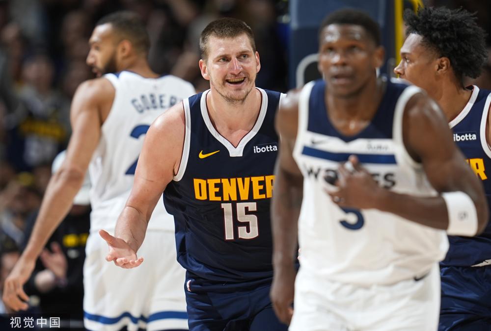 伤迫使克洛 伤迫使克洛