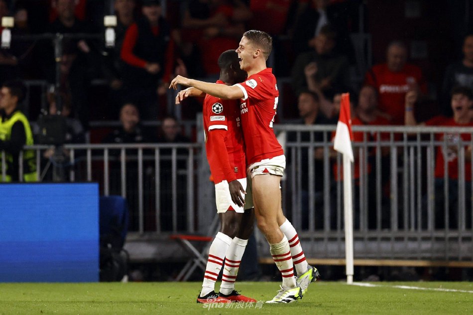 中拥有了坚 中拥有了坚