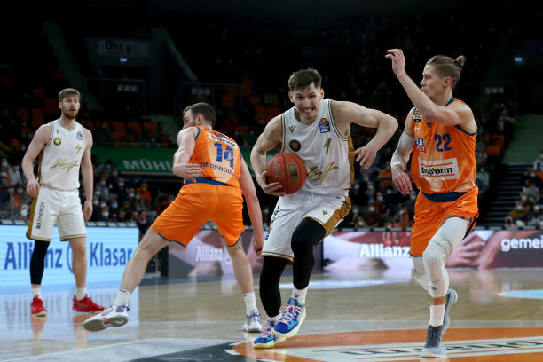 的关键阶段 的关键阶段