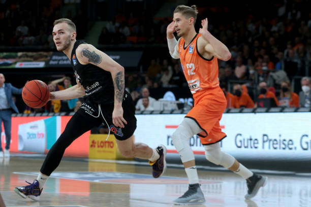 这一变化不 这一变化不